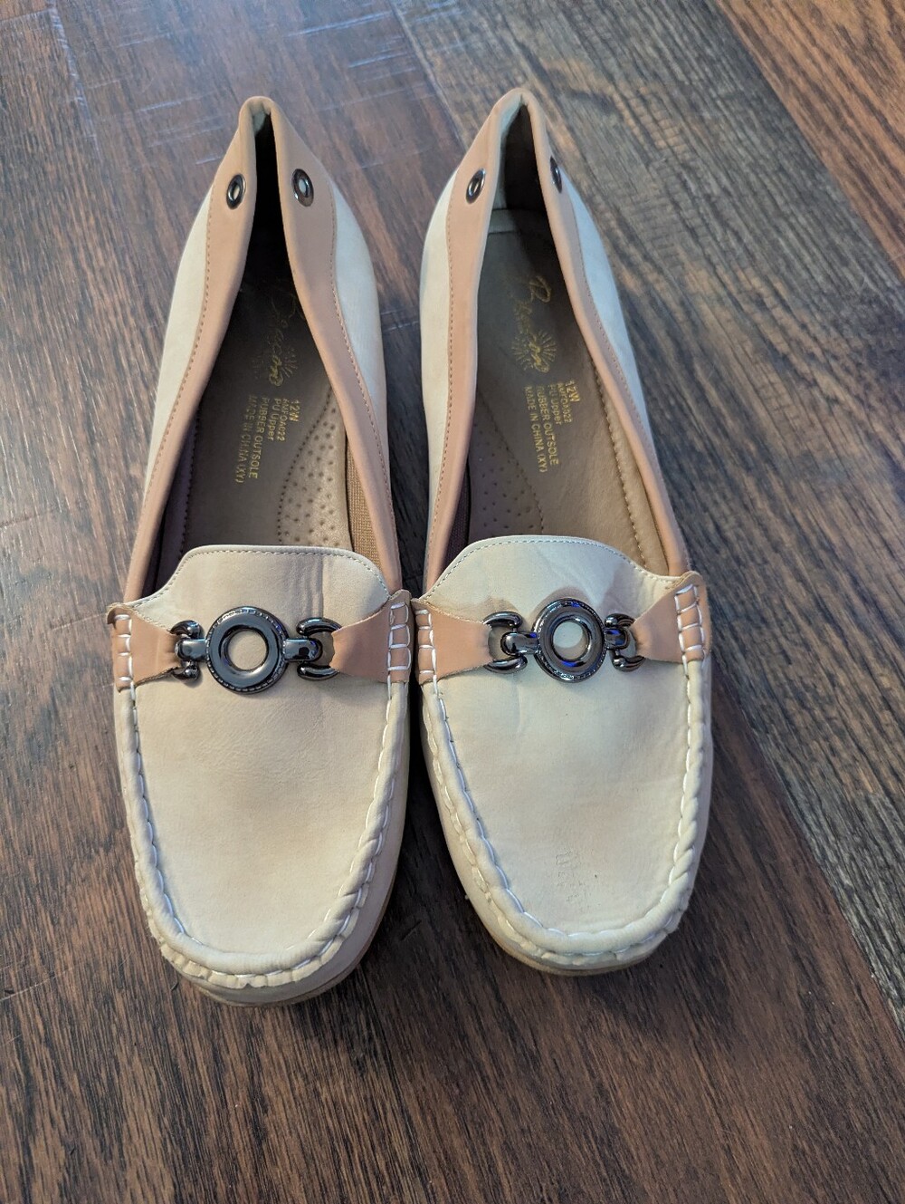 Beacon Fashion and Fit Tan Loafers Shoes Size 12W